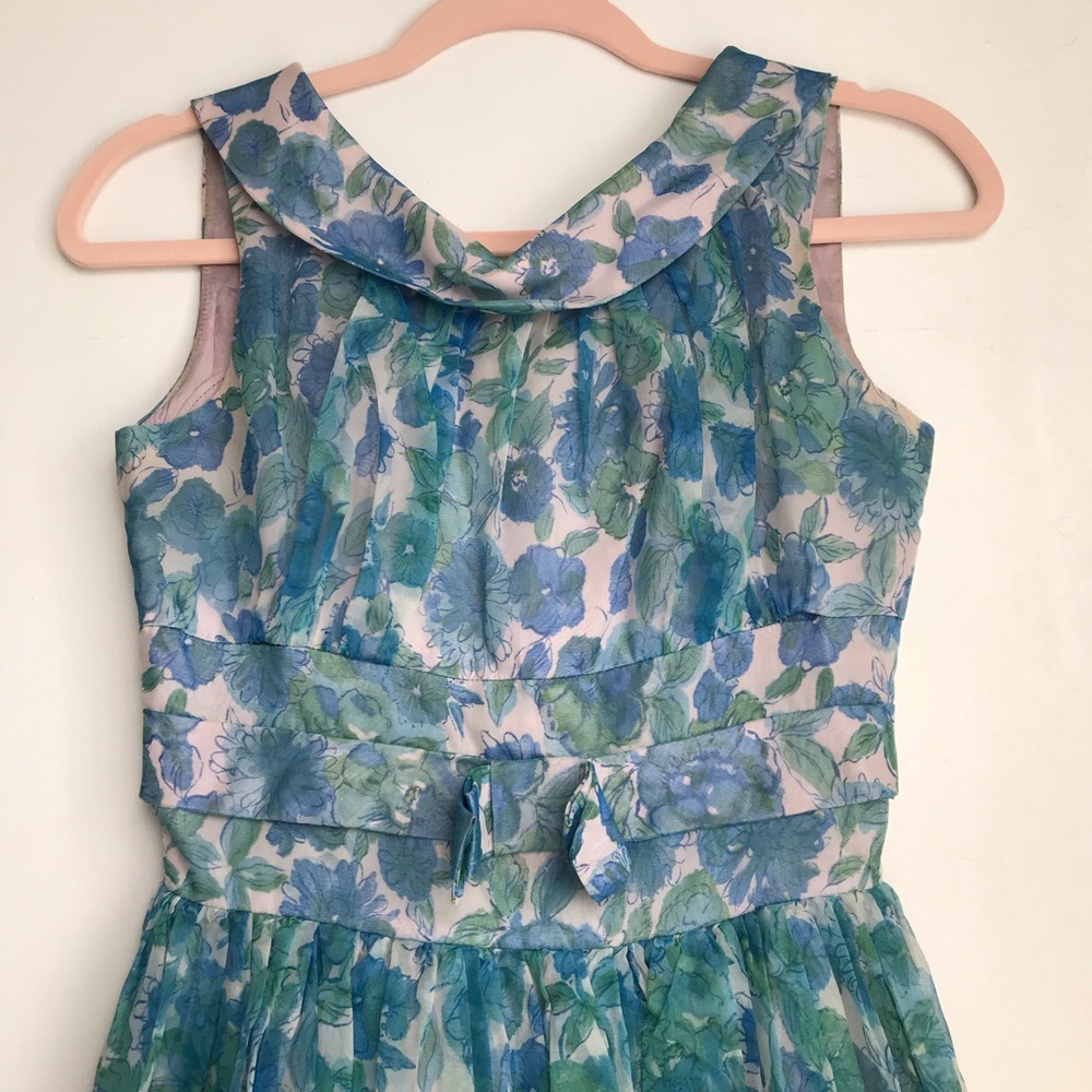 🌸🌼beautiful VINTAGE dress